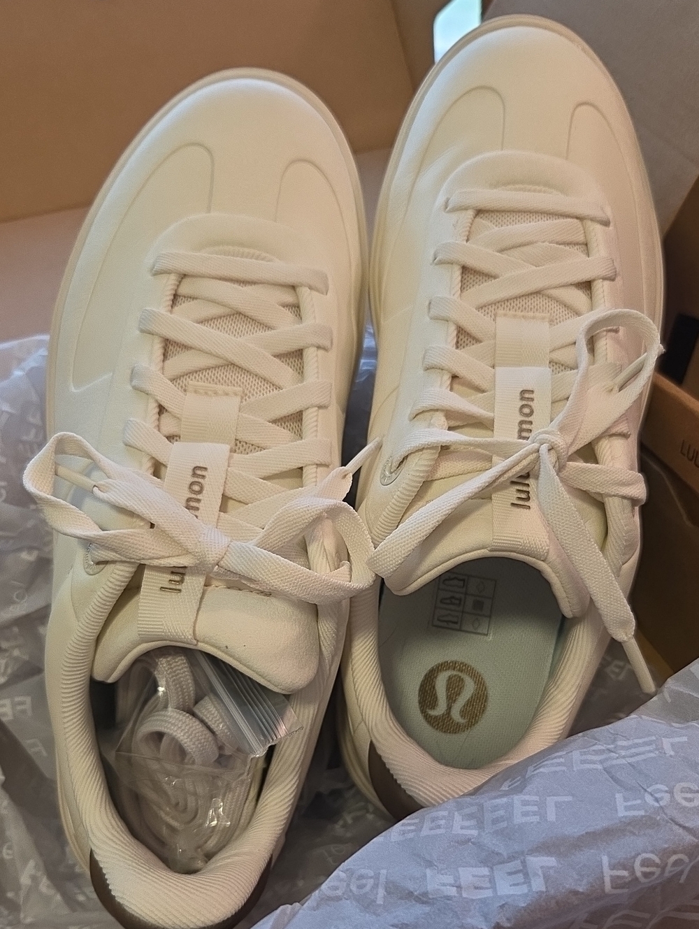 Lululemon Cityverse Sneaker 8.5 - Picture 5 of 16